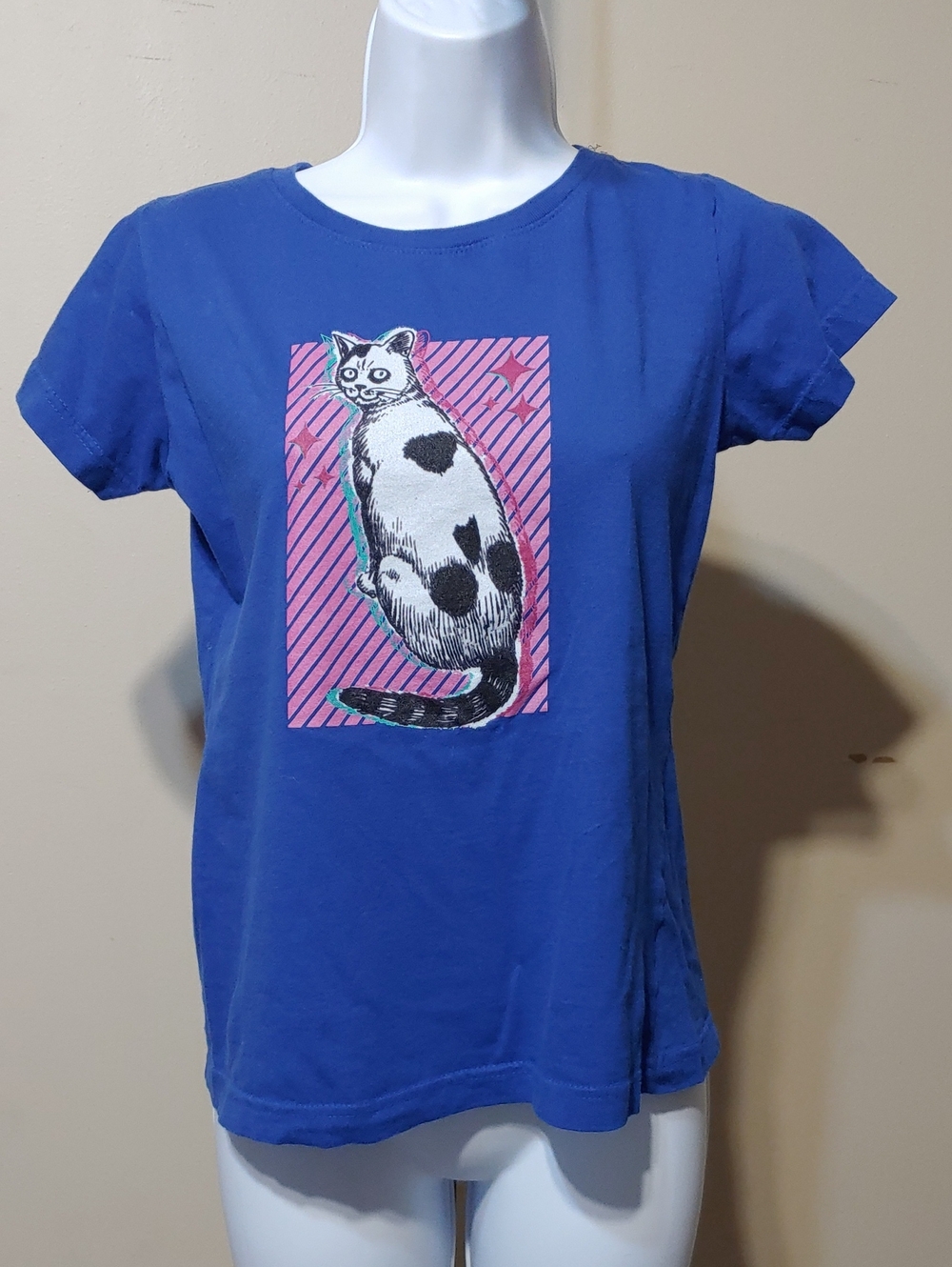 Custom Jungi Ito Blue Cat Graphic Tee with Pink Accent - Tee Public Artist